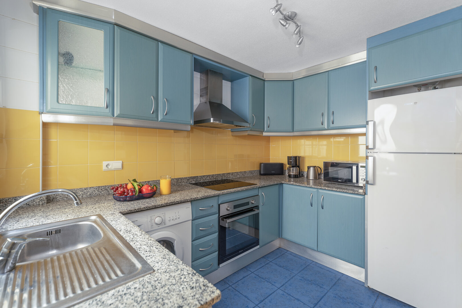 Justa Consulting - 18